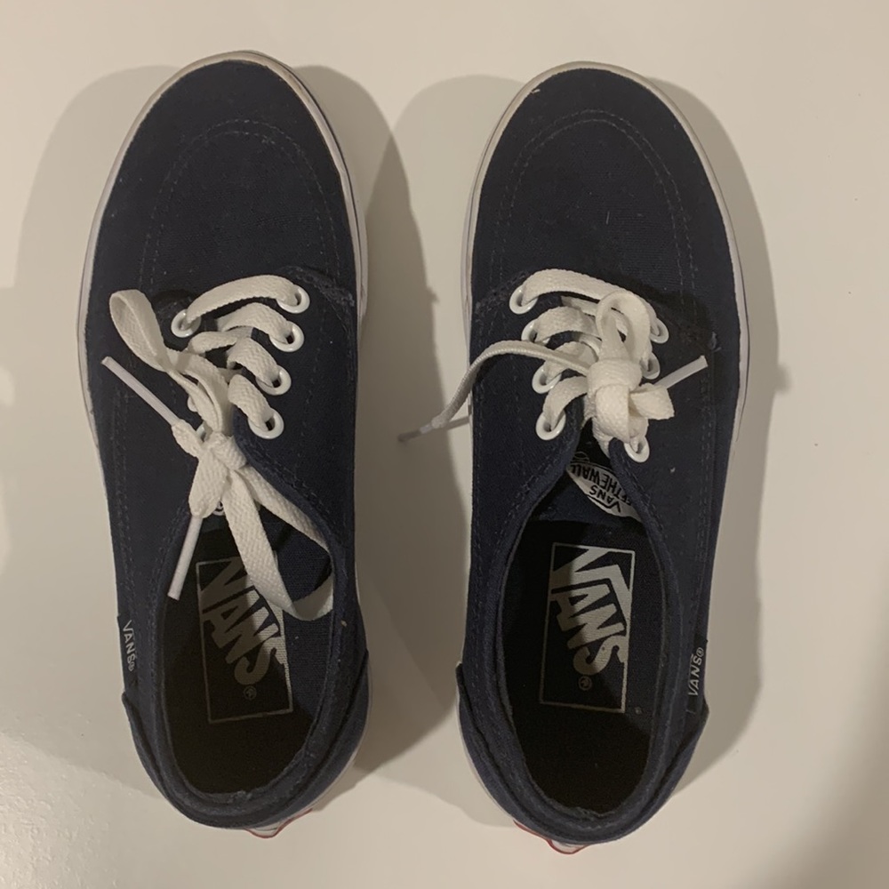 Vans - Picture 4 of 5